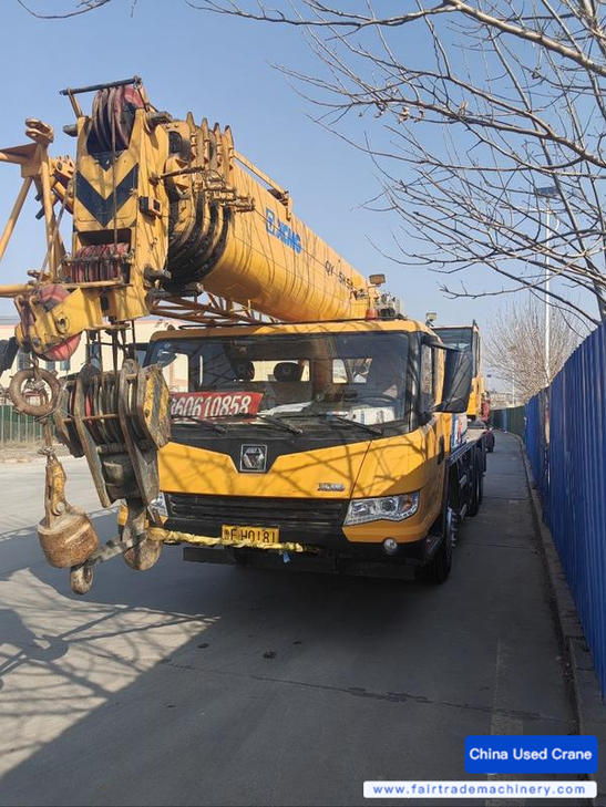 Buy XCMG 25K5A Used Crane / 1